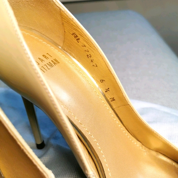 Women's Stuart Weitzman Heels - Picture 7 of 7